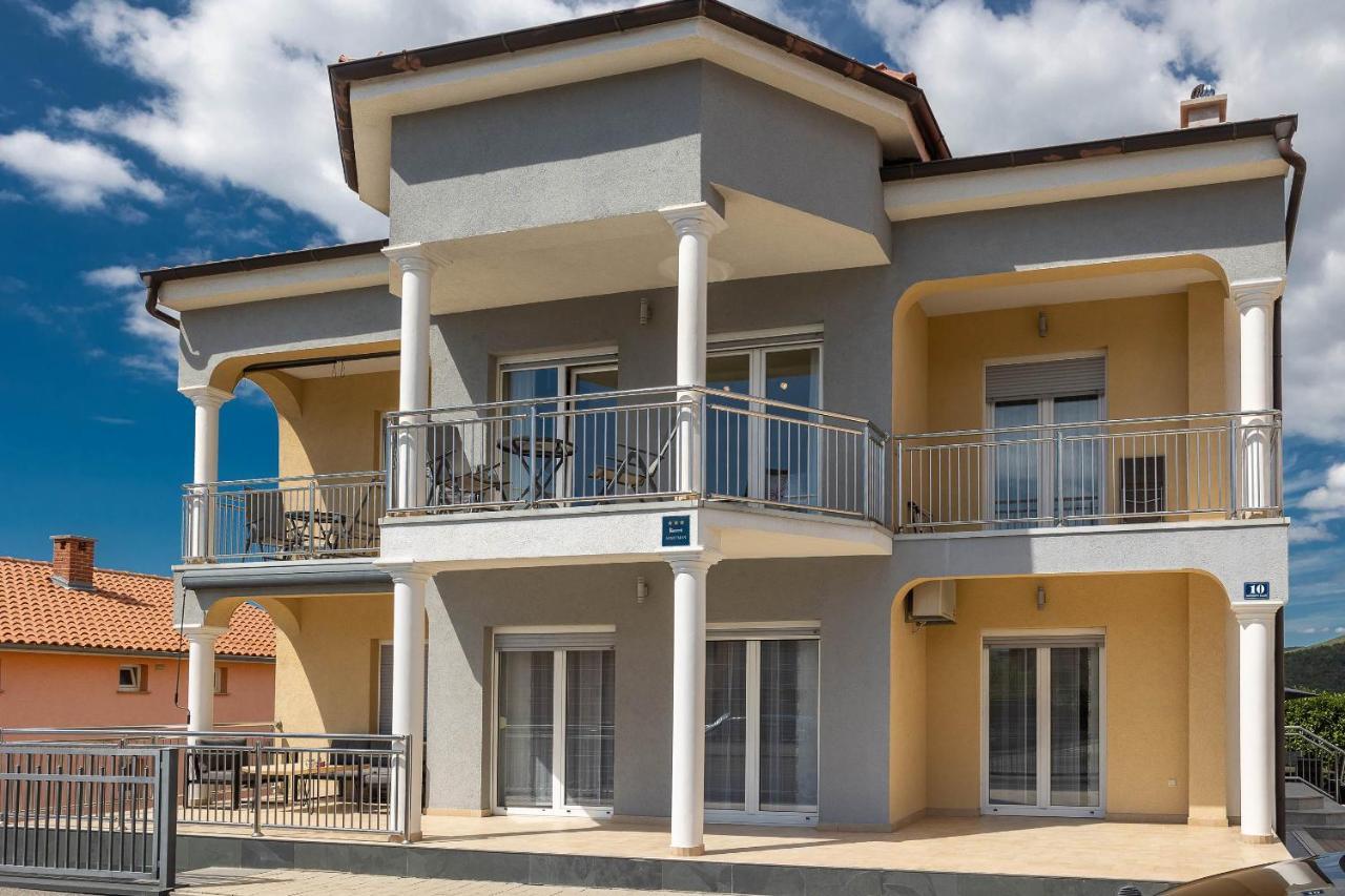 Apartmani Dea Crikvenica Buitenkant foto