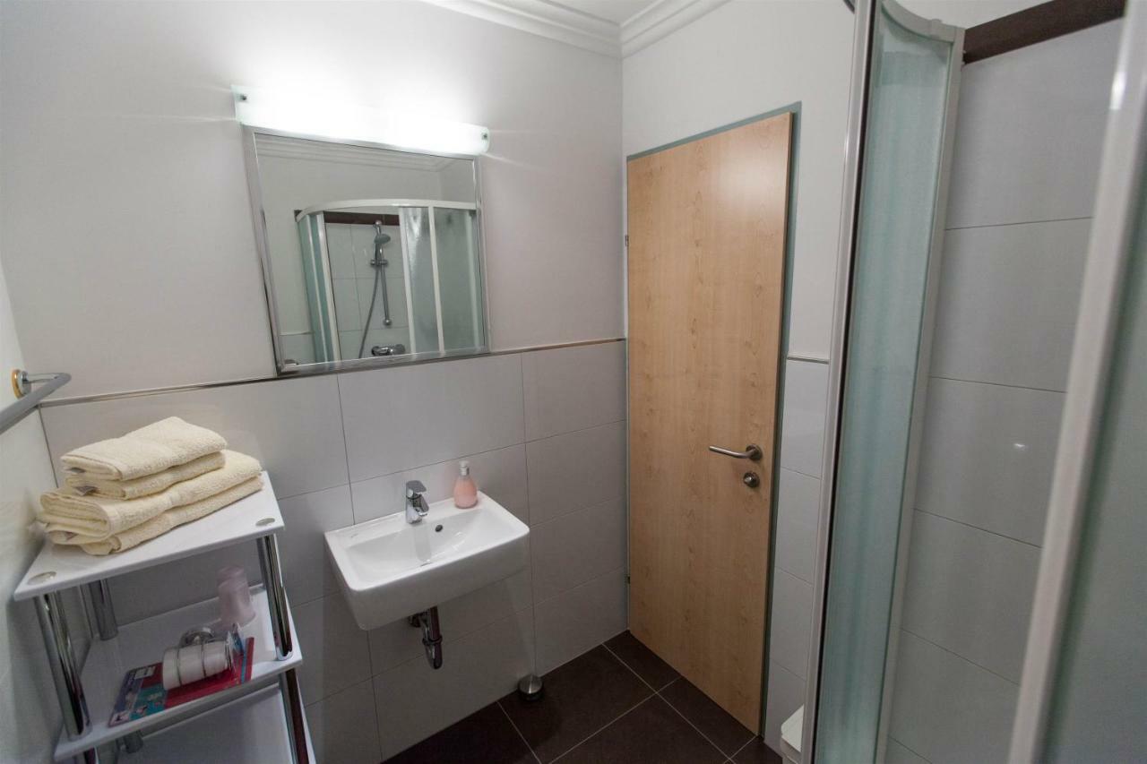 Apartmani Dea Crikvenica Buitenkant foto